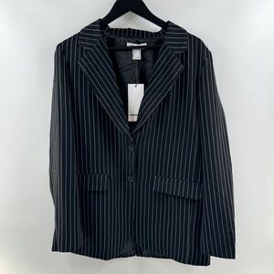 Contempo Black & White Pinstripe Blazer Coat Size Medium NWT